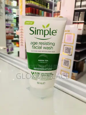 Simply Age Resisting Facial Wash