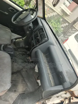 Suzuki Every 2005 White