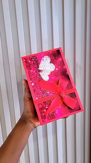 Red Floral Gift Box Set