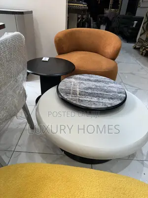 Round Center Table