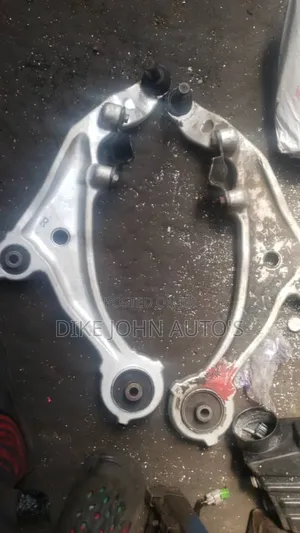 Low Arms for Nissan Altima 2.5