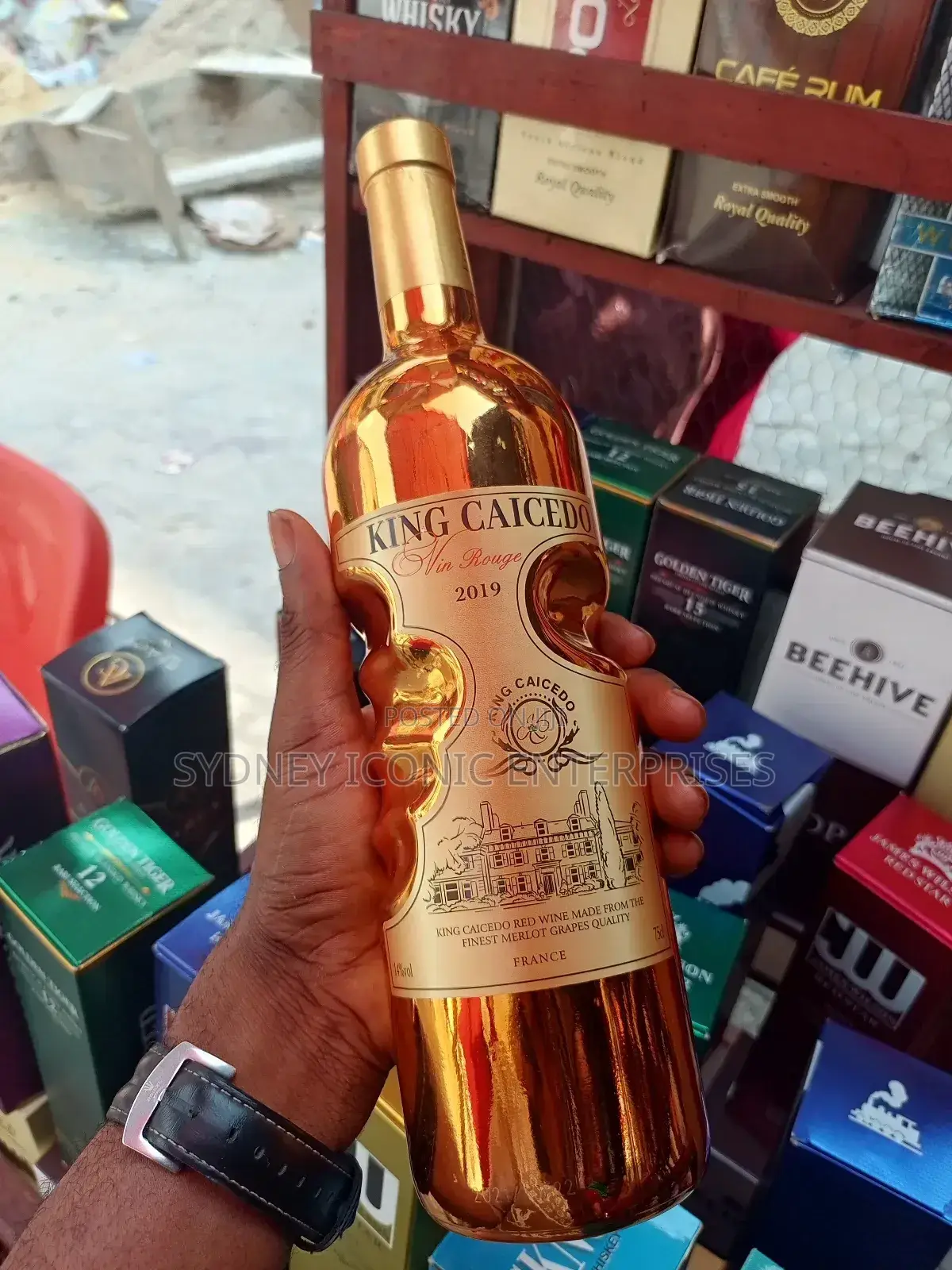 King Caicedo Vin Rouge Red Wine