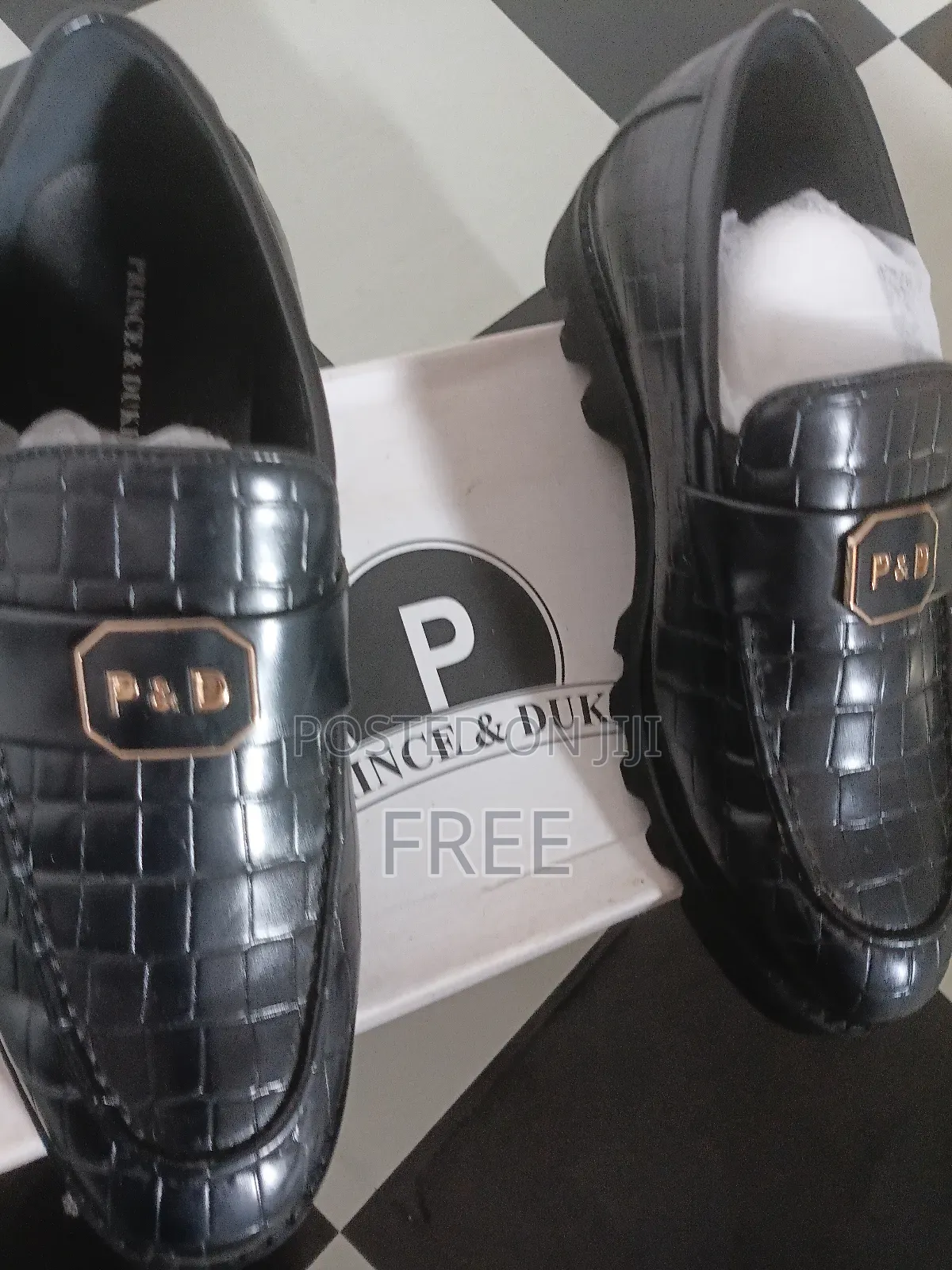 Black Shoes
