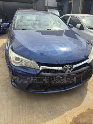 Toyota Camry SE w/Special Edition Pkg (2.5L 4cyl 6A) 2016 Blue