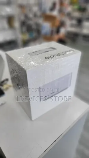 New Desktop Computer Apple Mac Studio 64GB Apple M2 Ultra SSD 1T
