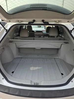 Toyota Venza V6 AWD 2012 White