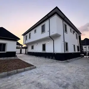 5bdrm Mansion in Dakwo District for sale
