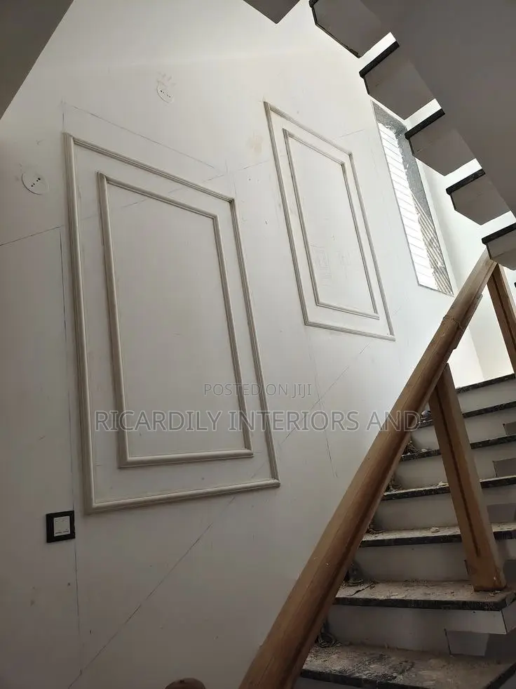 Wall Wainscoting Installation