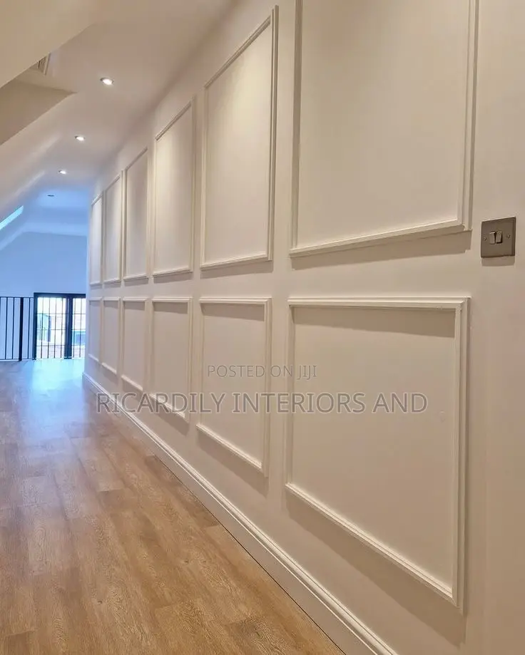 Wall Wainscoting Installation