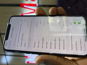 Apple iPhone 11 Pro Max 64 GB Green