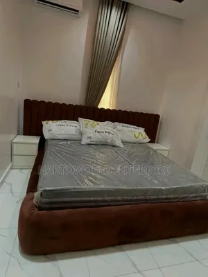 High Quality Standard 6by6 Padded Bedframe