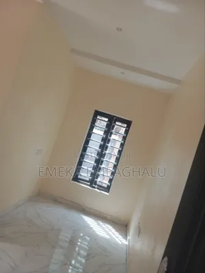 3bdrm Block of Flats in Premier Layout, Enugu for rent