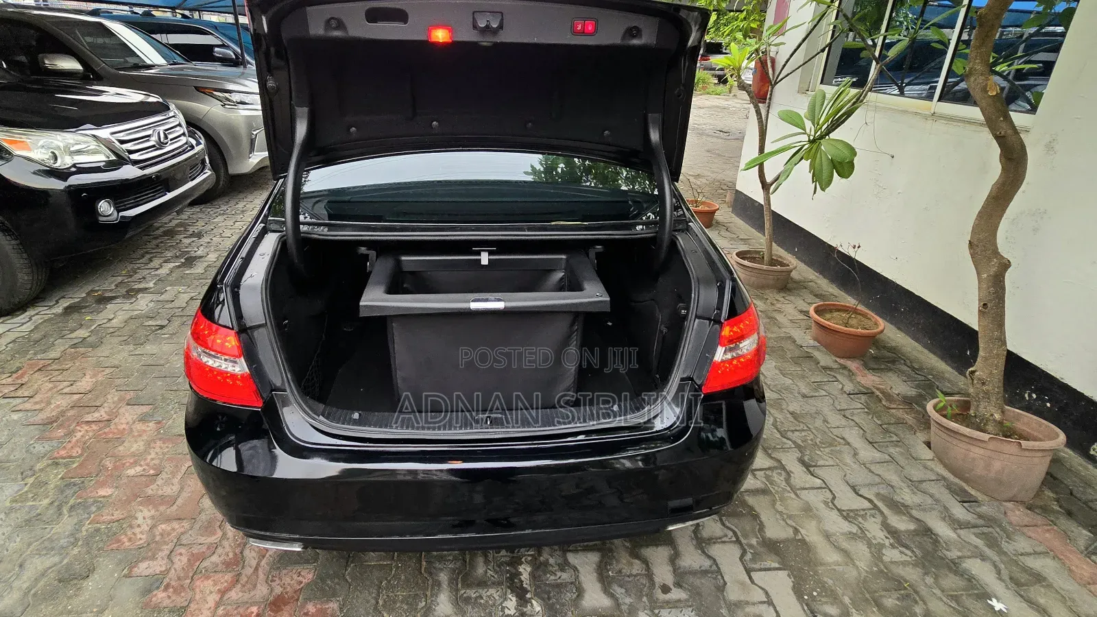 Mercedes-Benz E350 Base 4Matic Sedan AWD (3.5L 6cyl 7A) 2013 Black