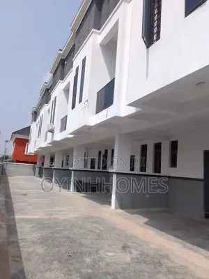 4bdrm Townhouse/Terrace in Ikota Estate, Lekki for sale