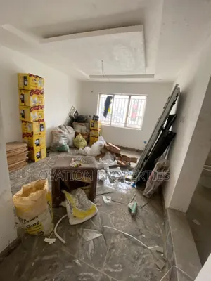 3bdrm Apartment in Surulere for rent