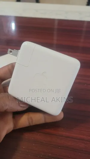61w Apple Charger