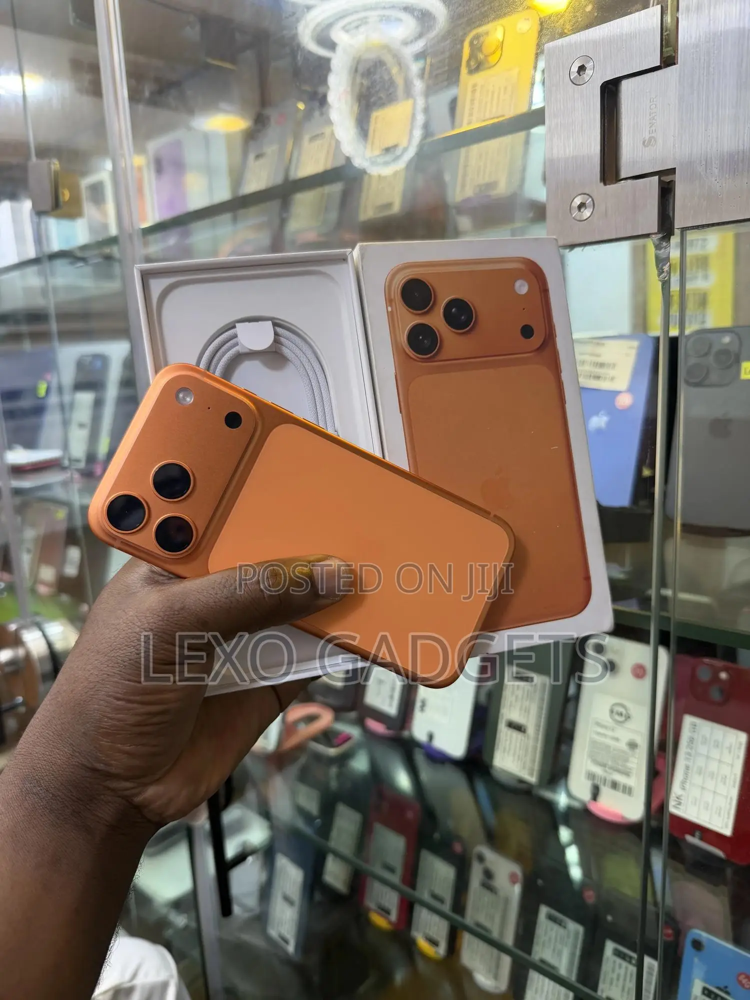 New Apple iPhone 17 Pro Max 256 GB Orange