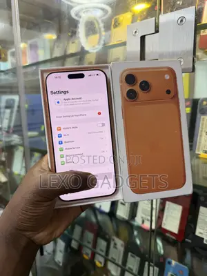 New Apple iPhone 17 Pro Max 256 GB Orange