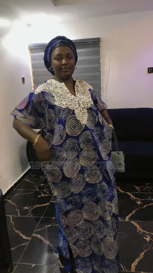 Queeng Fashions
