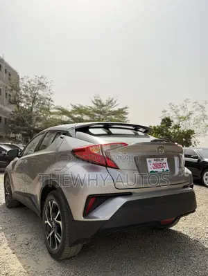 Toyota C-HR XLE Prermium FWD (2.0L 4cyl 2AM) 2018 Gray