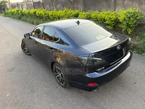 Lexus IS 250 4WD 2009 Blue