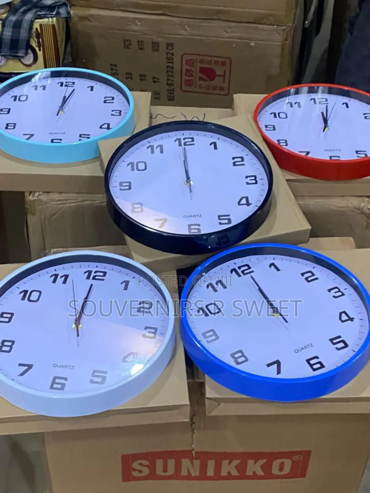 Wall Clocks_ Souvenir Items