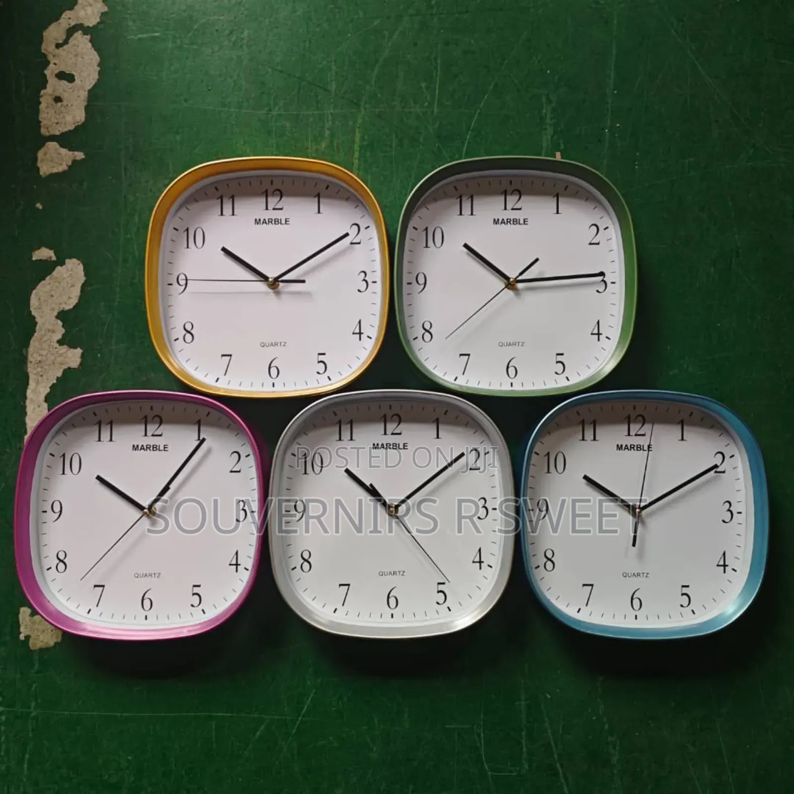 Wall Clocks_ Souvenir Items