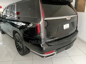 Cadillac Escalade 4WD 4dr Premium Luxury Platinum 2025 Black
