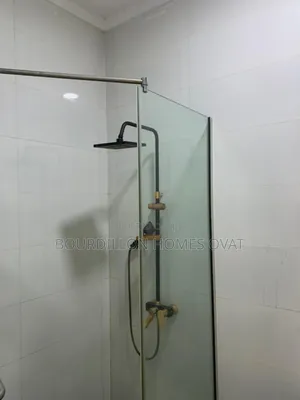 2bdrm Apartment in Lekki County Road for rent