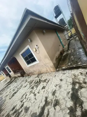 3bdrm Block of Flats in Bashorun, Basorun for sale