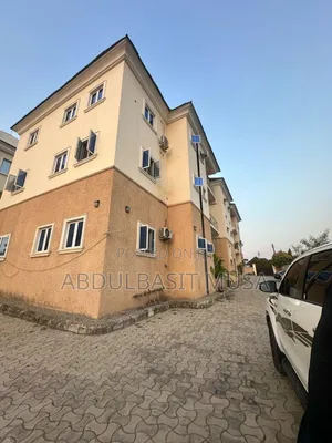 3bdrm Block of Flats in Adjacent Sefcon, Gwarinpa for sale