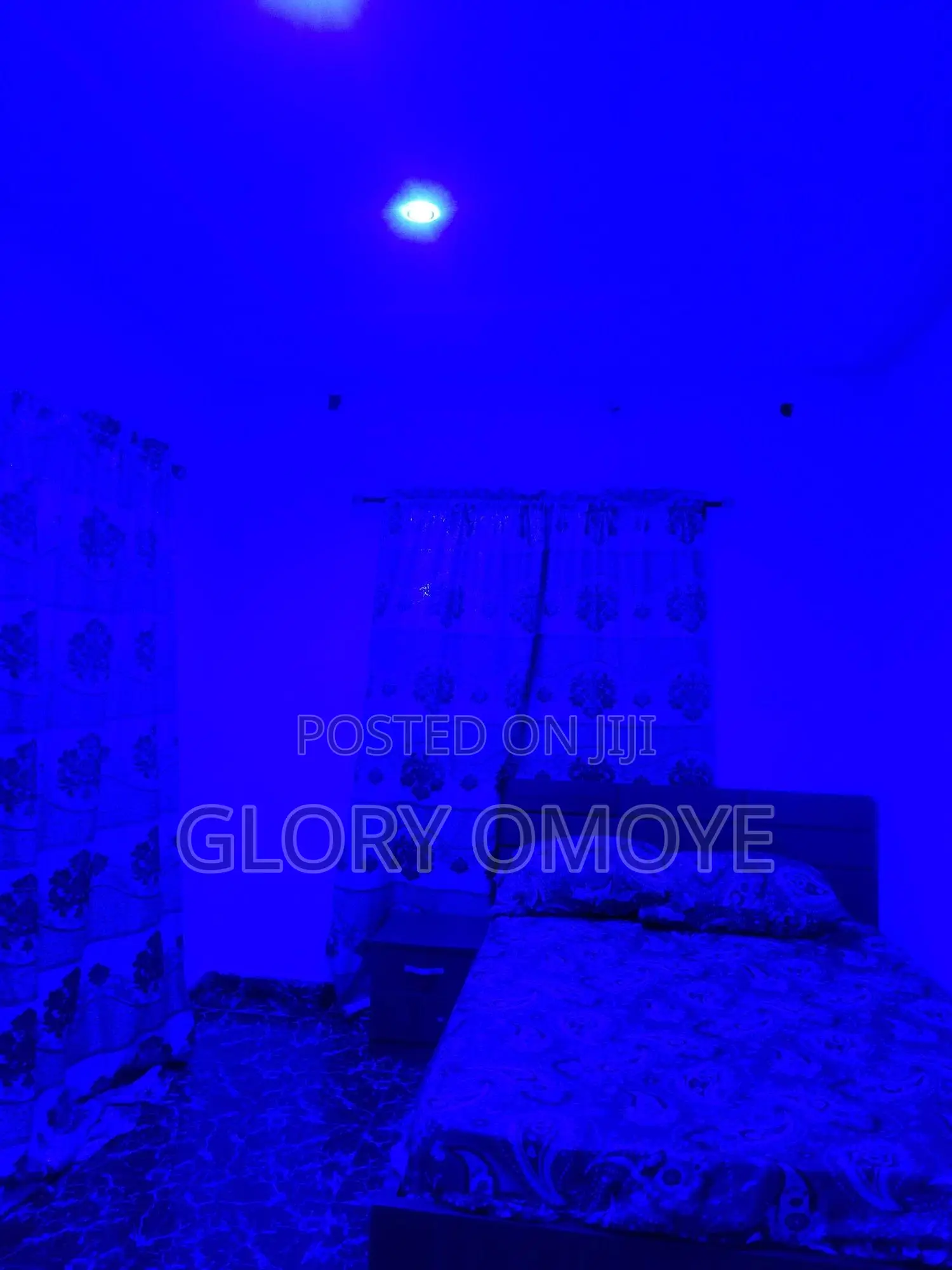 A Room in a Duplex Available for Shortlet