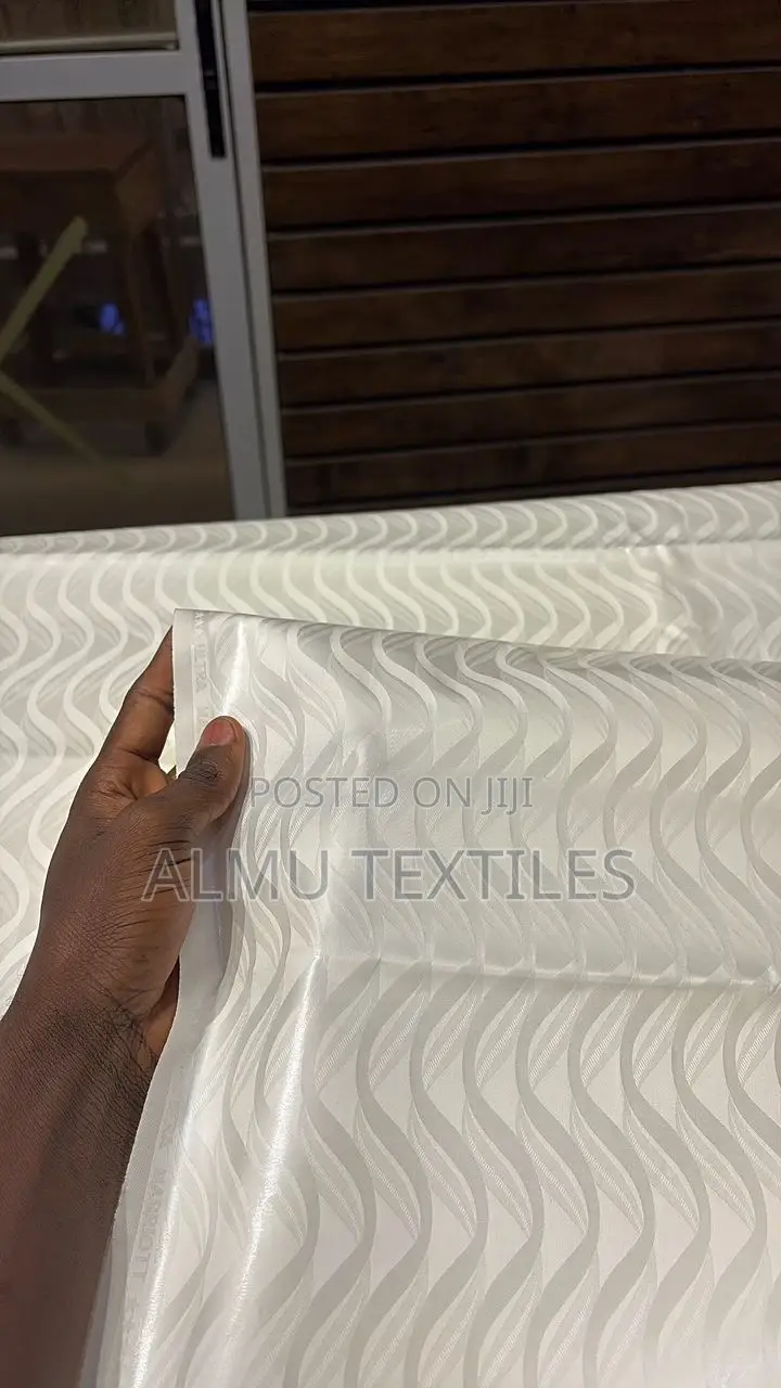 Premier Brocade