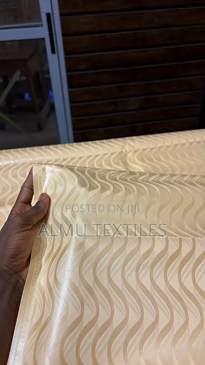 Premier Brocade