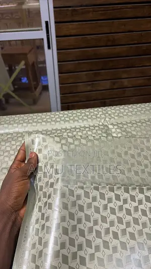 Premier Brocade