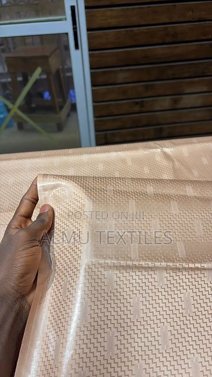 Premier Brocade