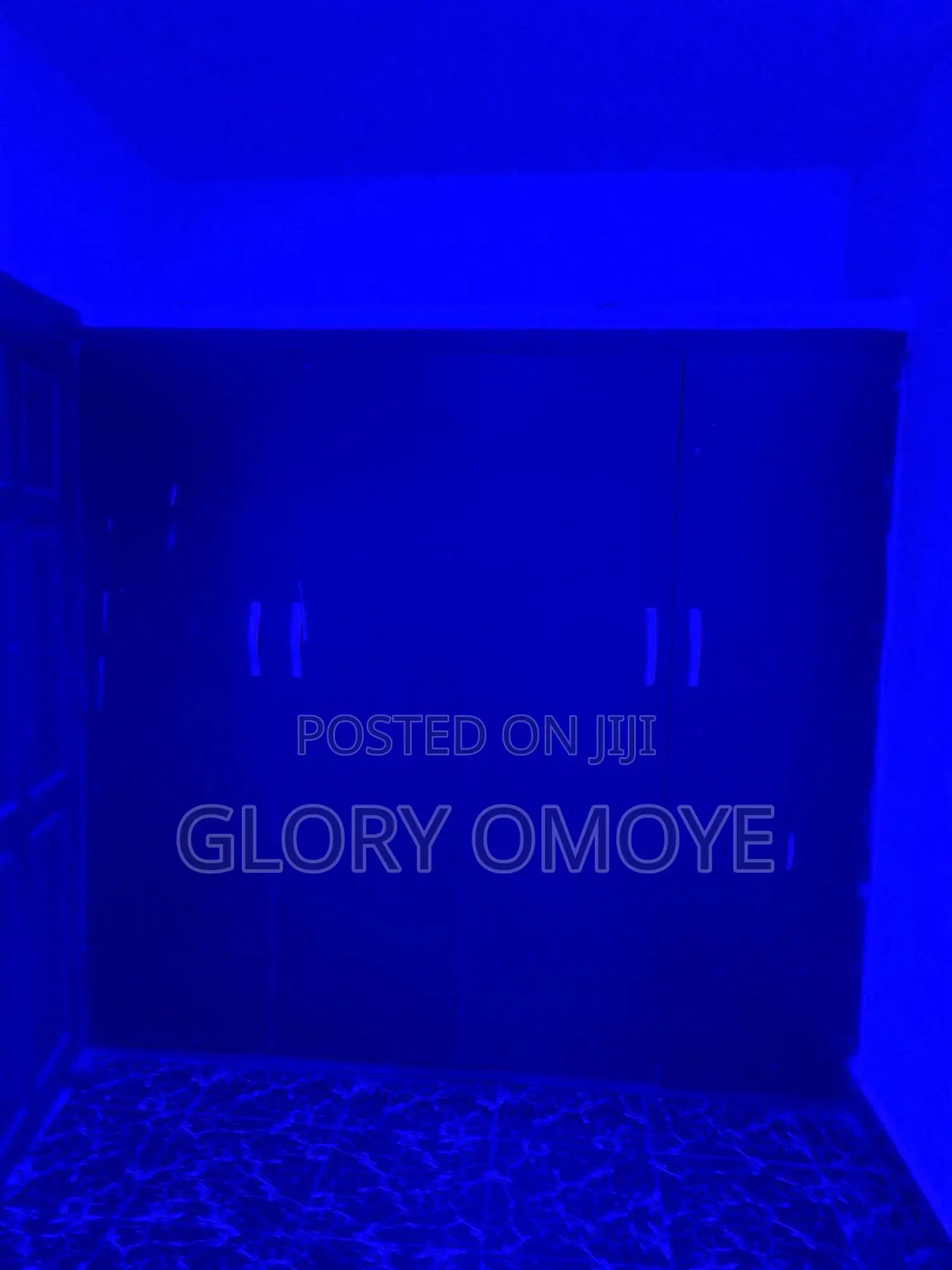 A Room in a Duplex Available for Shortlet