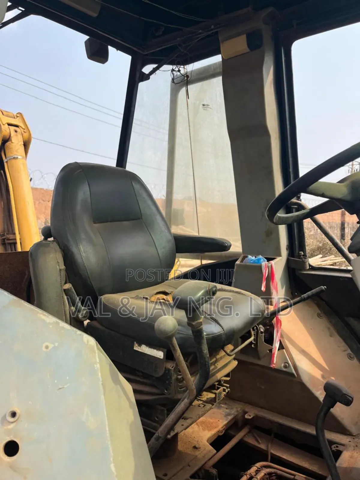 Cat Backhoe Loader 428b - Construction Company Use