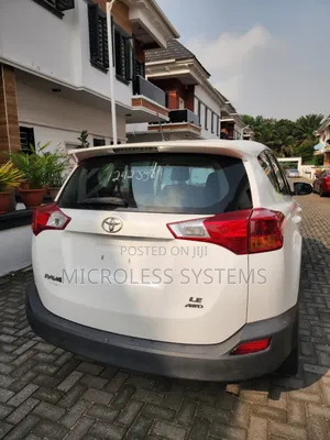 Toyota RAV4 2015 White