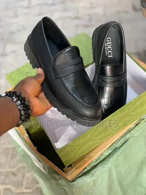 Gucci Men’S Shoe Premium Quality Leather for Senior Men Fully Boxed
