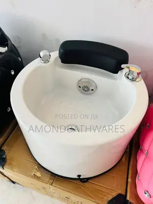 Round White Pedicure Spa Basin