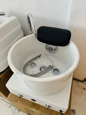 Round White Pedicure Spa Basin