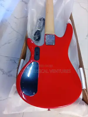 Original Fender Active Bass Five String