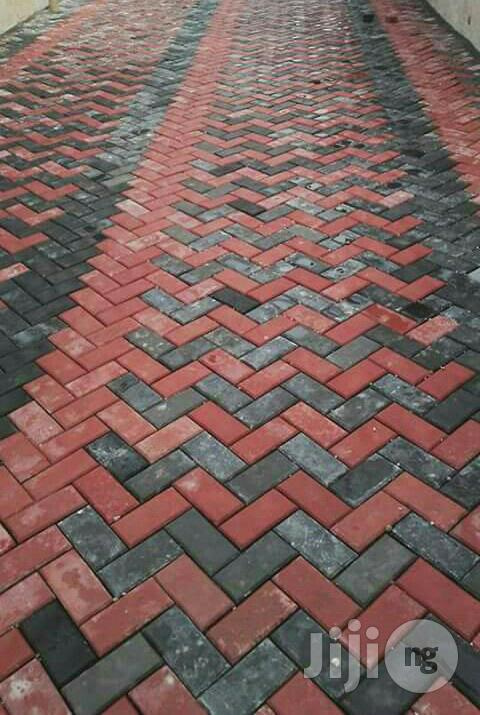 High Conpressive Paving Stones