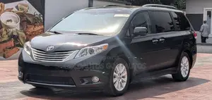 Toyota Sienna Limited AWD 7-Passenger 2013 Black