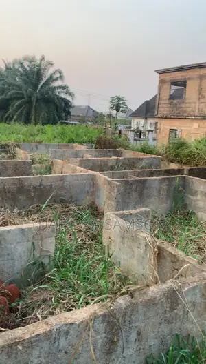 3 Bedroom Flat and Two Unit of Room and Parlor on a Window Level ,