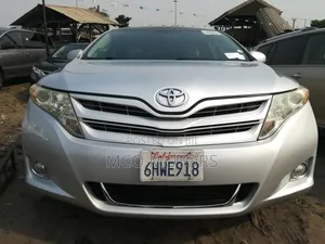 Toyota Venza 2011 Silver