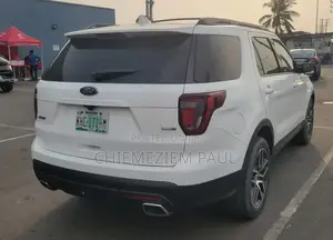 Ford Explorer Platinum 4dr 4x4 (3.5L 6cyl 6A) 2017 White