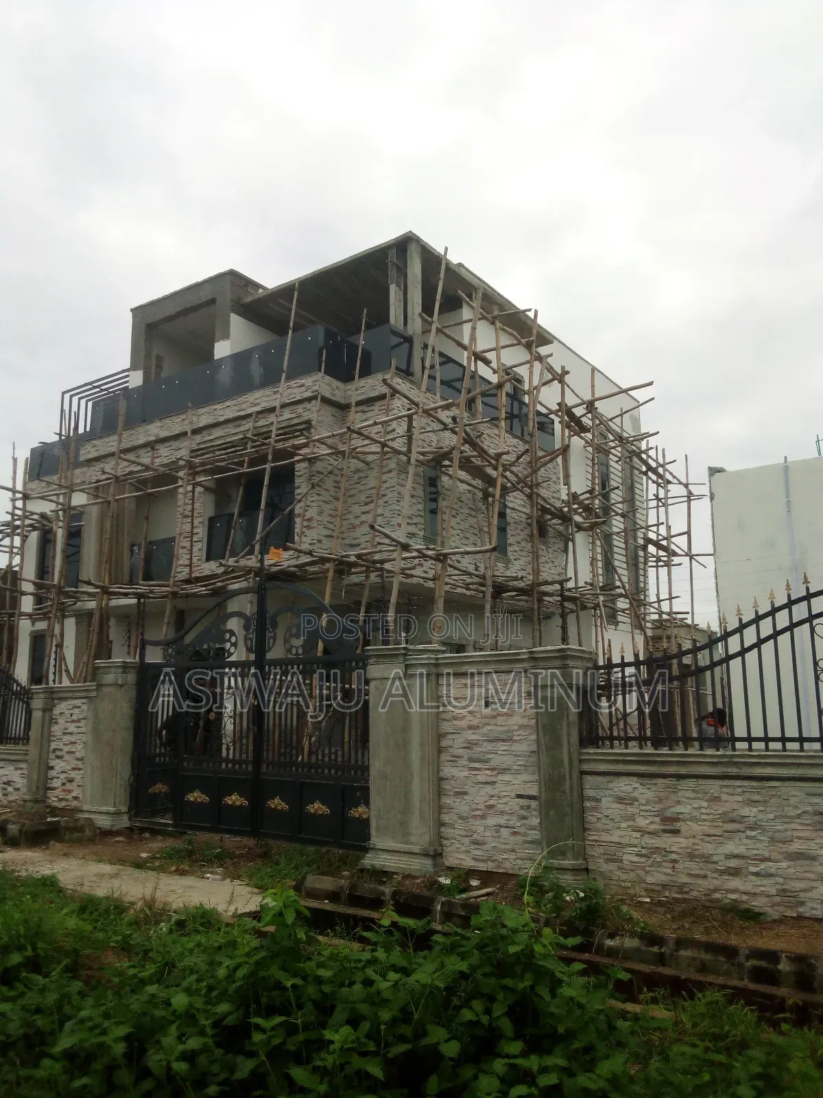 10mm Glass Rails Installation