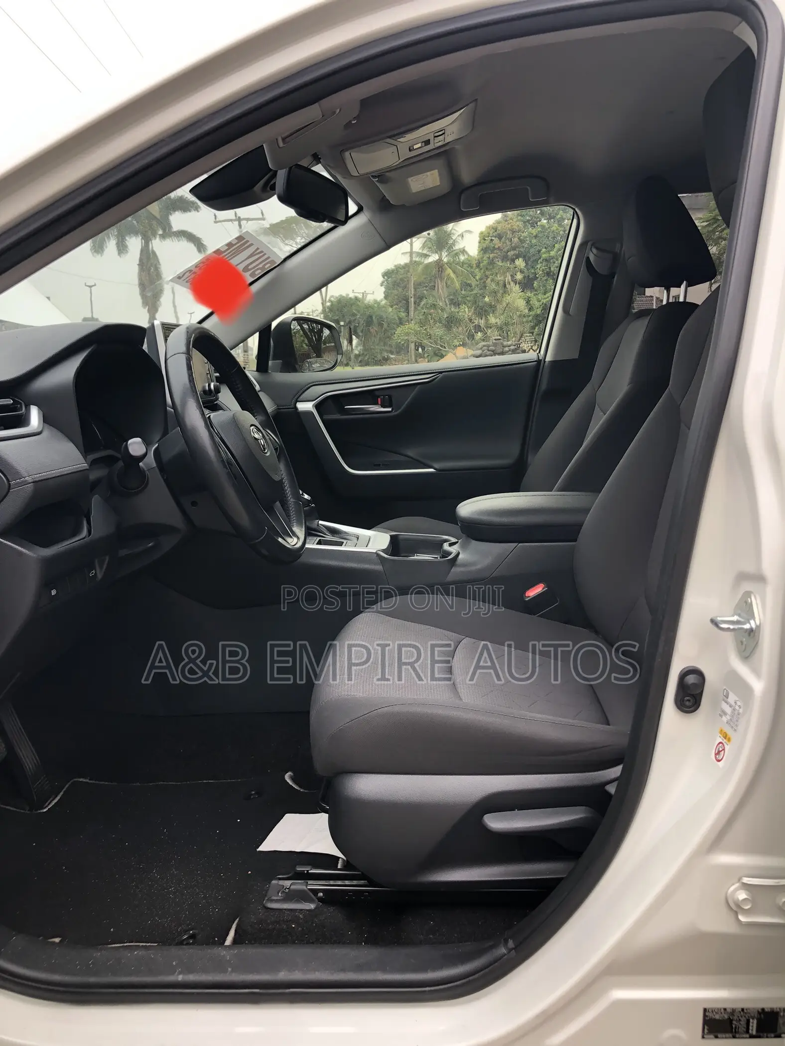Toyota RAV4 2019 White